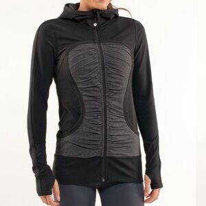 Lululemon Pure Balance Jacket
Black ruching black grey heathered